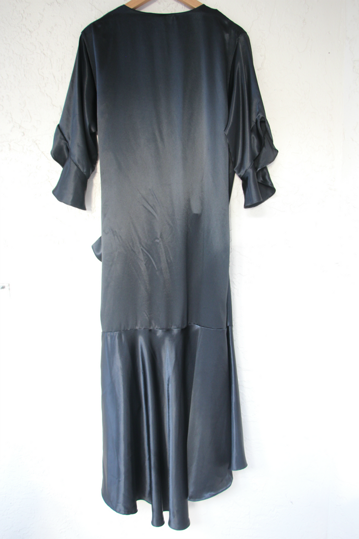 Mia Armand Of Beverly Hills Black Ruffled Robe