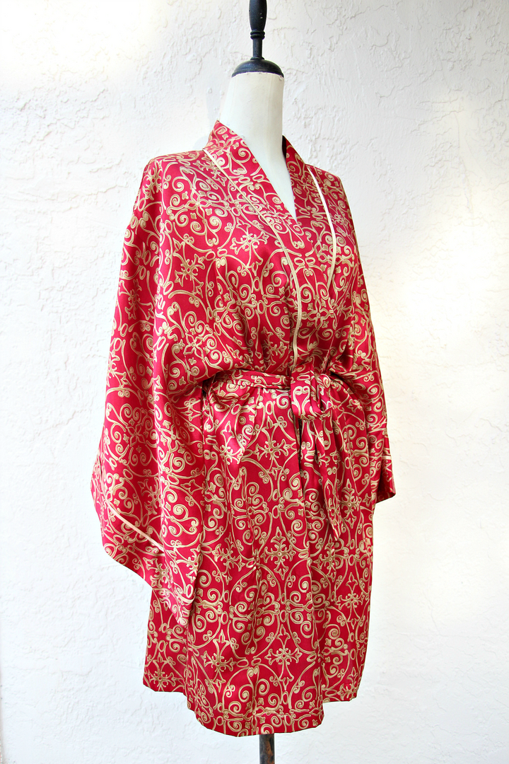 Natori Classics Vintage Red and Gold Robe