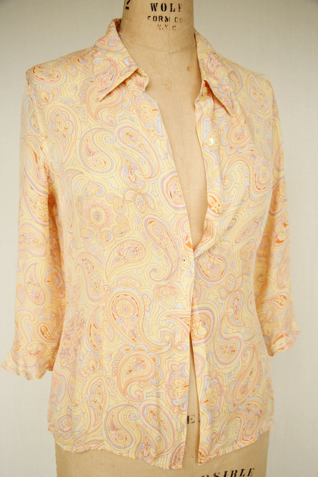 Jaclyn Smith Paisley Silk Hippie Button Up